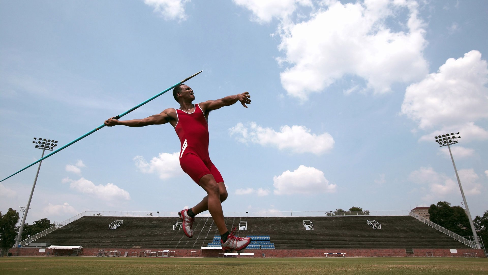世界杯后：界外球战术快速化 明显减少“长距离大力界外球”